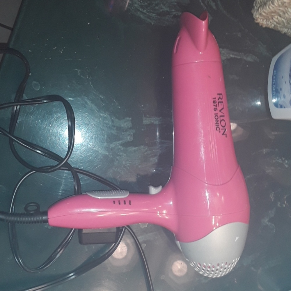 Hair dryer